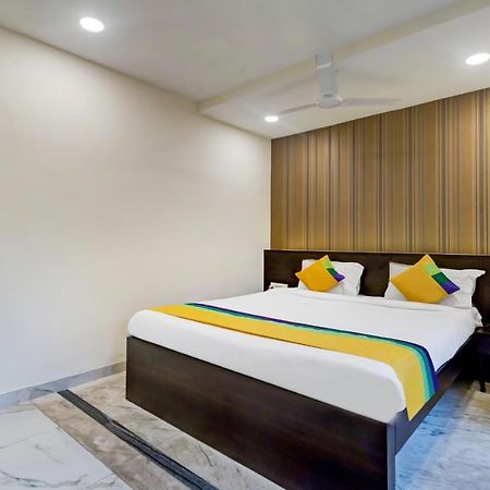 Itsy Hotels Neeranand Plaza Kolkata Bagian luar foto