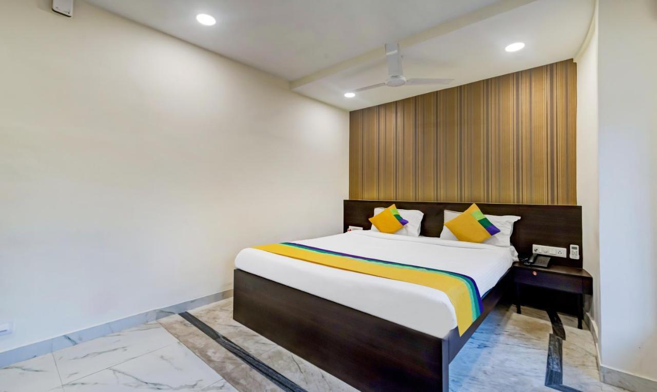 Itsy Hotels Neeranand Plaza Kolkata Bagian luar foto