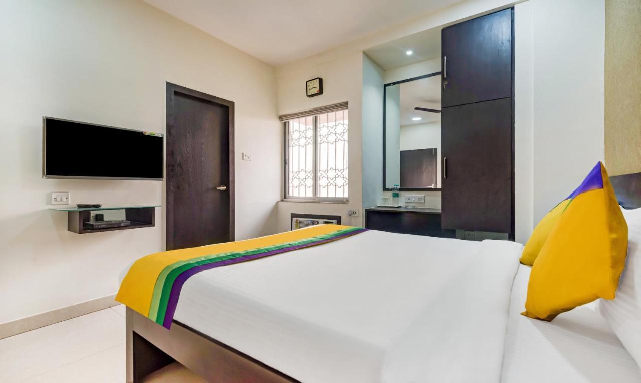 Itsy Hotels Neeranand Plaza Kolkata Bagian luar foto