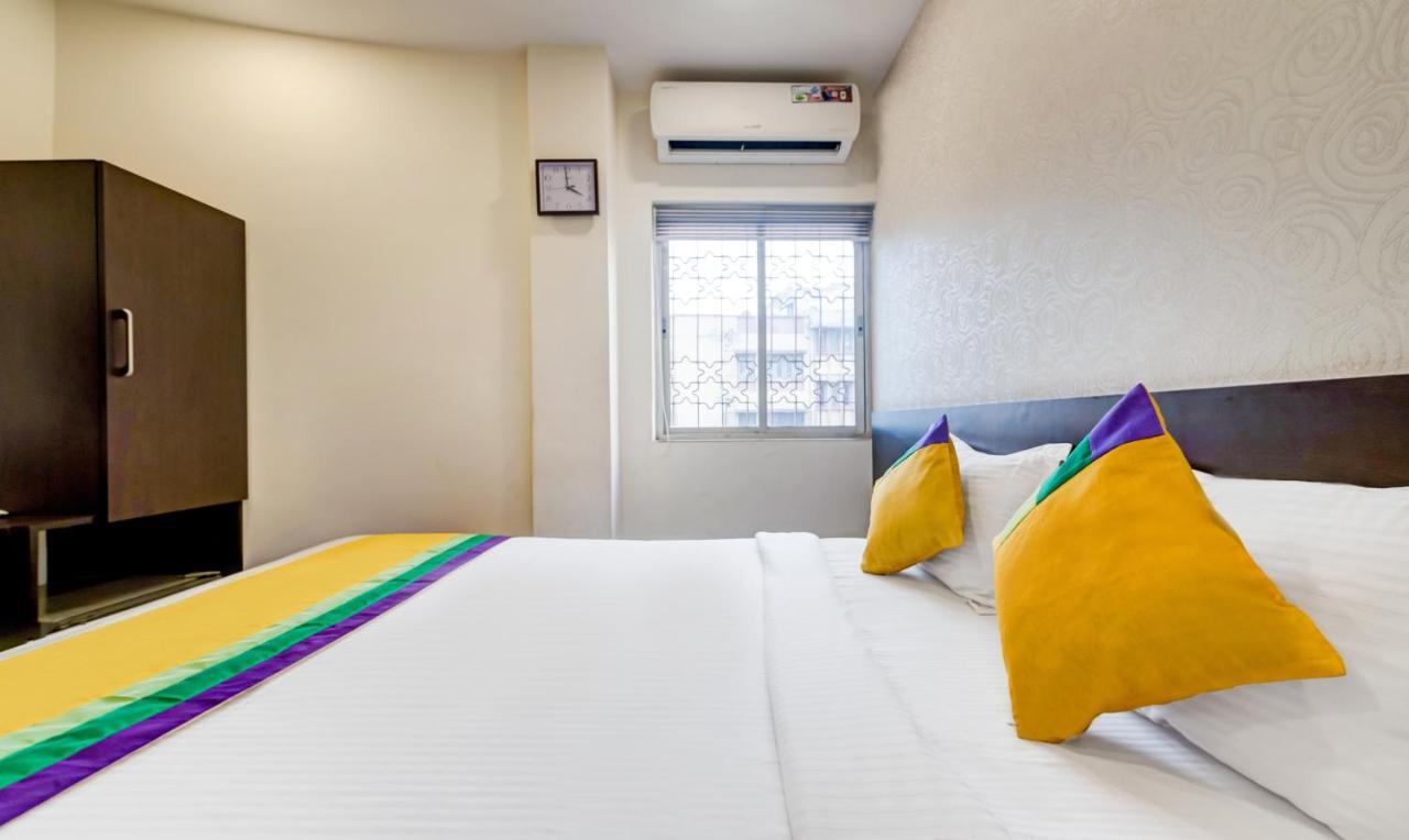 Itsy Hotels Neeranand Plaza Kolkata Bagian luar foto