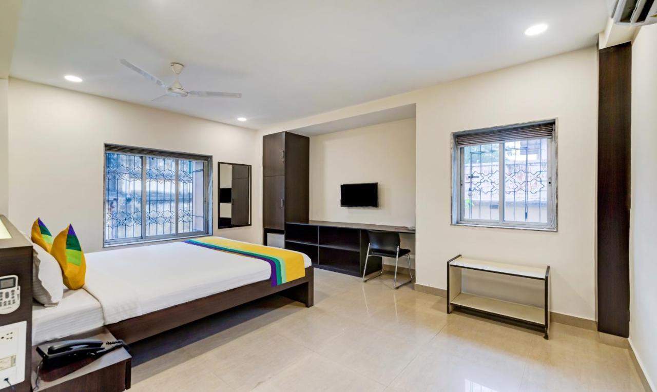 Itsy Hotels Neeranand Plaza Kolkata Bagian luar foto